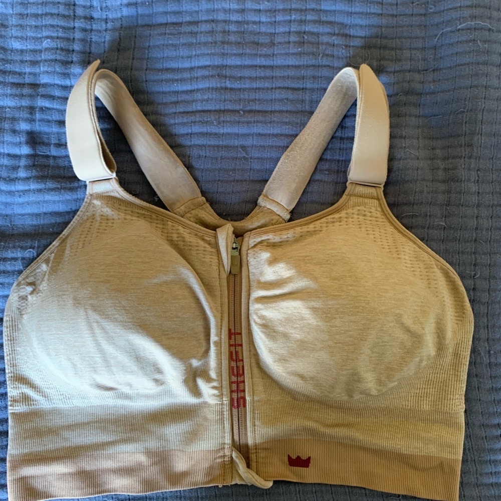 Shefit 2luxe low impact sports bra
